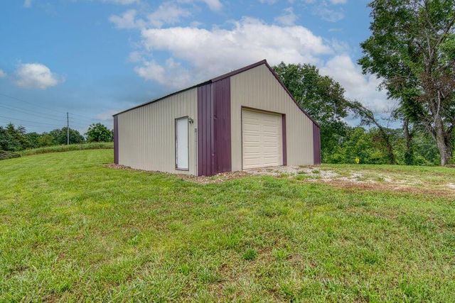 10565 W State Highway 76, Cape Fair, MO 65624