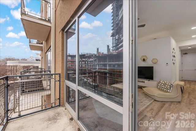 1133 Metropolitan Avenue 211, Charlotte, NC 28204