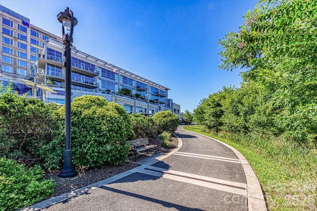 1133 Metropolitan Avenue 211, Charlotte, NC 28204