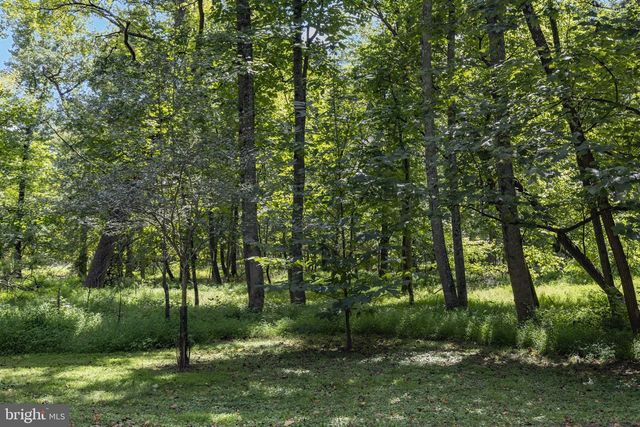 403 6TH AVE, Washington Grove, MD 20880