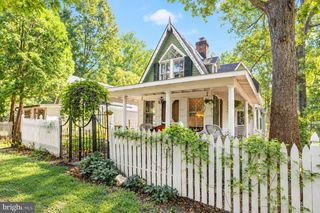 403 6TH AVE, Washington Grove, MD 20880