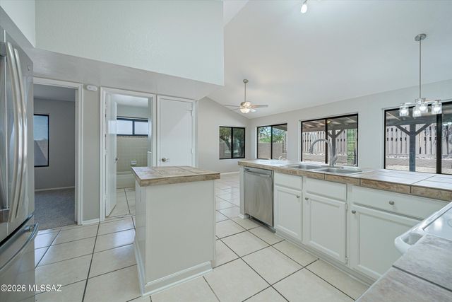 4840 W Waterbuck Drive, Tucson, AZ 85742