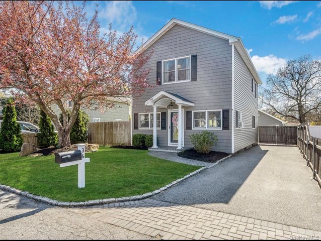 36 Nottingham Avenue, Patchogue, NY 11772