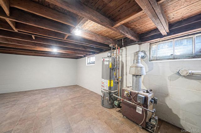 36 Nottingham Avenue, Patchogue, NY 11772