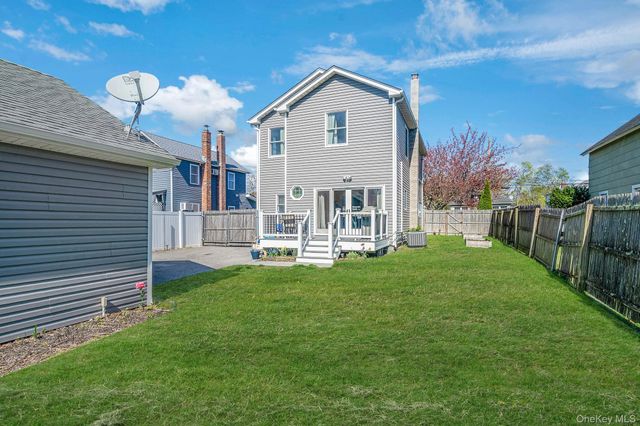 36 Nottingham Avenue, Patchogue, NY 11772