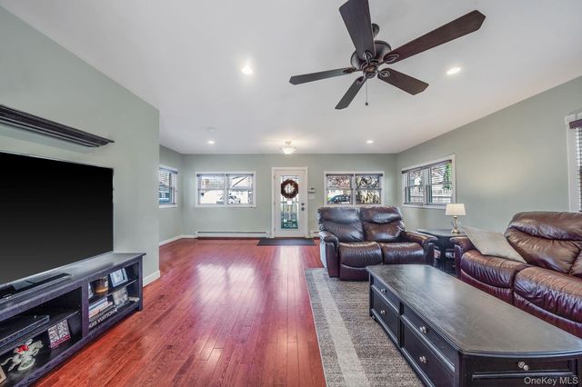 36 Nottingham Avenue, Patchogue, NY 11772