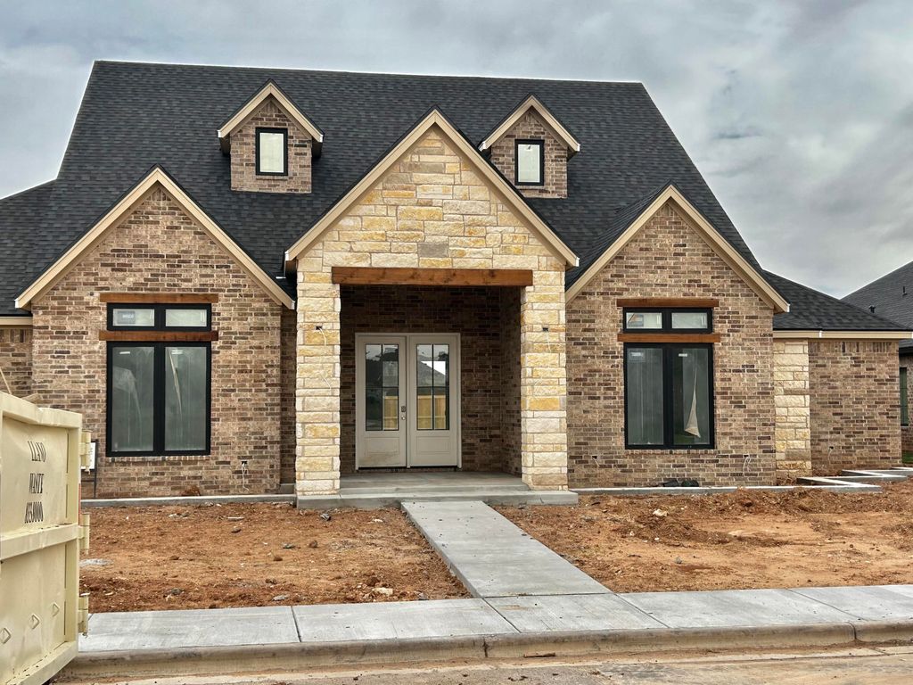 604 N 13th Street, Wolfforth, TX 79382