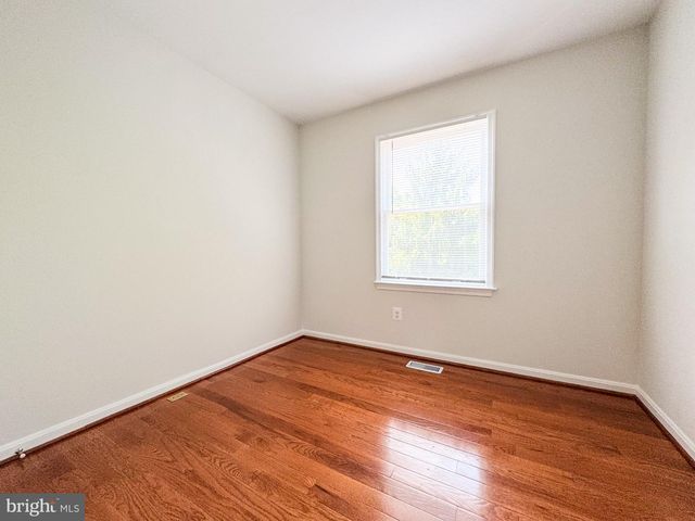 5938 WILD BROOK CT, Centreville, VA 20121