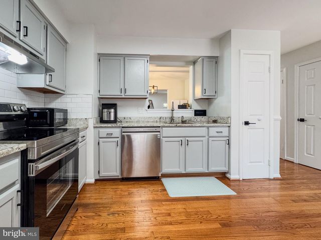 5938 WILD BROOK CT, Centreville, VA 20121