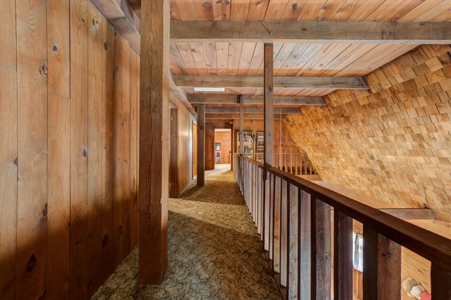 1548 S I-27, Hale Center, TX 79041