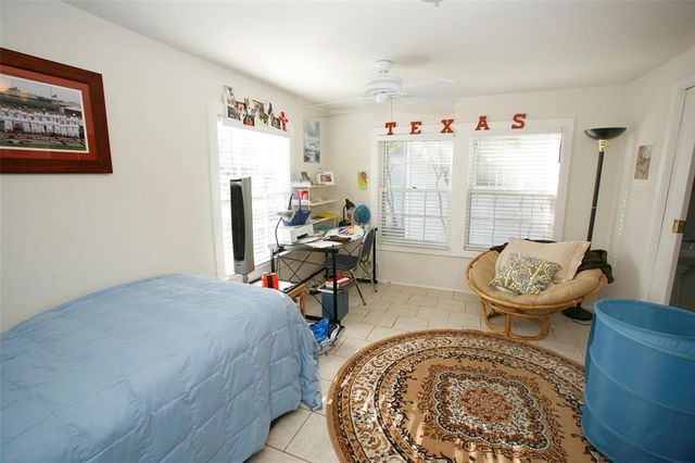 1020 ELLINGSON LN A, Austin, TX 78751