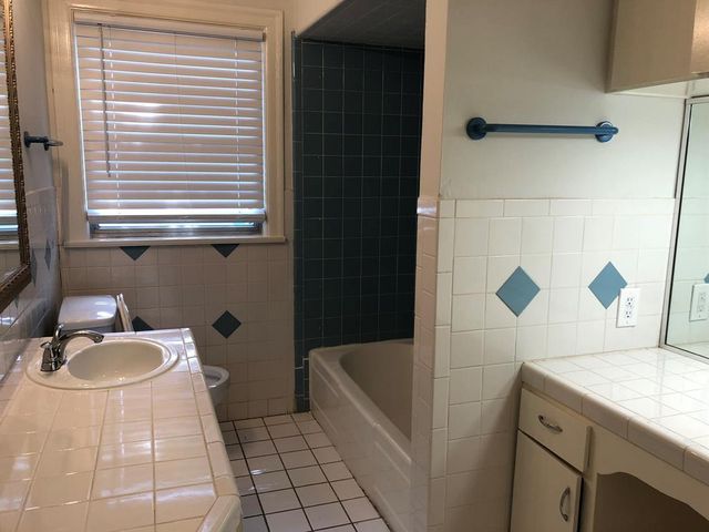 1020 ELLINGSON LN A, Austin, TX 78751