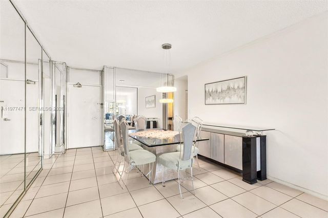 300 Bayview Dr 509, Sunny Isles Beach, FL 33160
