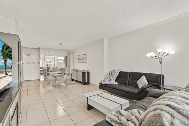 300 Bayview Dr 509, Sunny Isles Beach, FL 33160