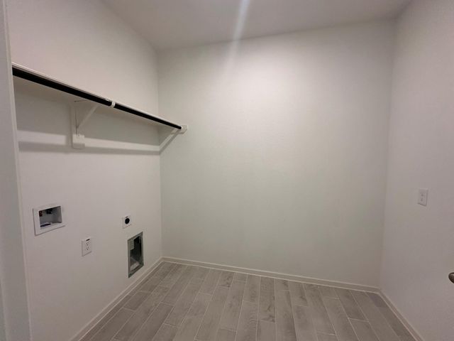 2502 Caspian Creek Lane, Iowa Colony, TX 77583