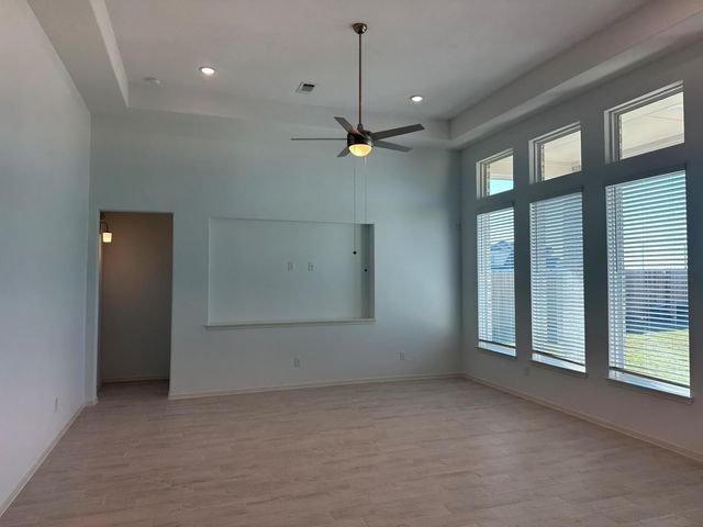 2502 Caspian Creek Lane, Iowa Colony, TX 77583