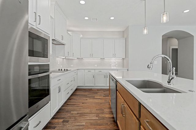 129 S Legacy Way, Andover, KS 67002