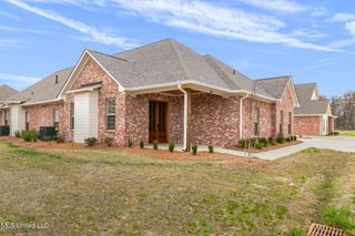 340 Freedom Ring Drive, Brandon, MS 39047