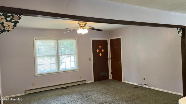 279 Longview Drive, Kinston, NC 28504