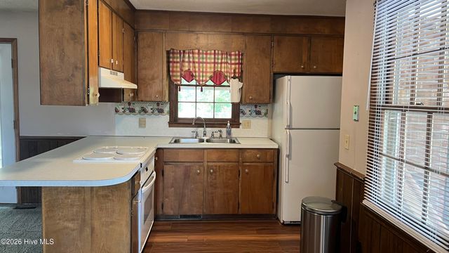 279 Longview Drive, Kinston, NC 28504