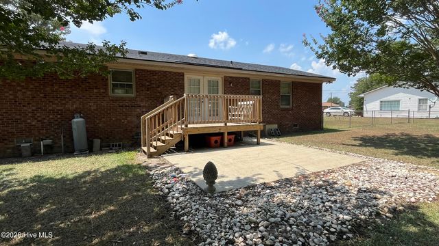 279 Longview Drive, Kinston, NC 28504
