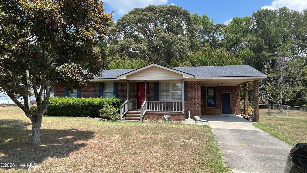 279 Longview Drive, Kinston, NC 28504