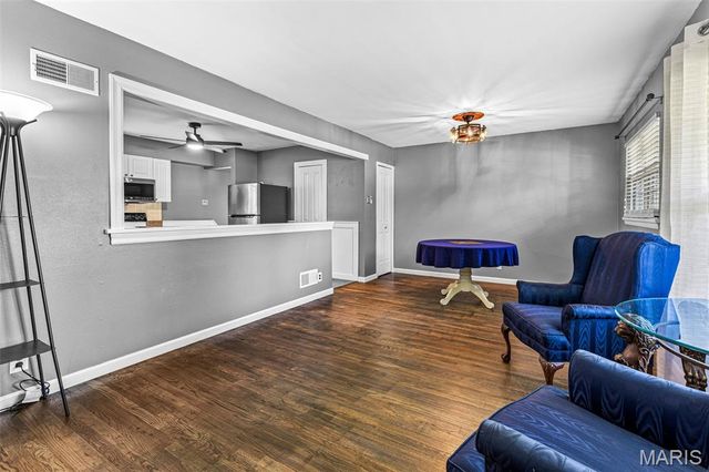 305 Amend Drive, St Louis, MO 63129