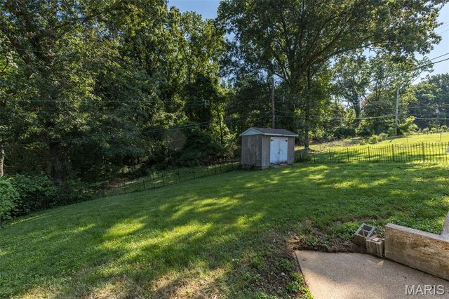 305 Amend Drive, St Louis, MO 63129
