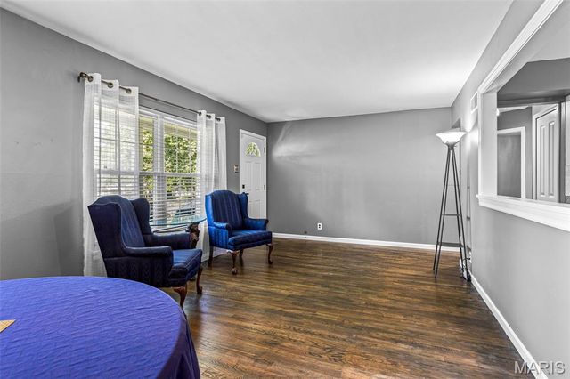 305 Amend Drive, St Louis, MO 63129