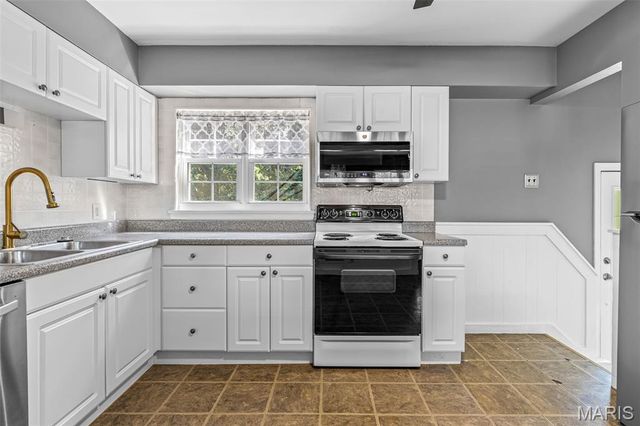 305 Amend Drive, St Louis, MO 63129