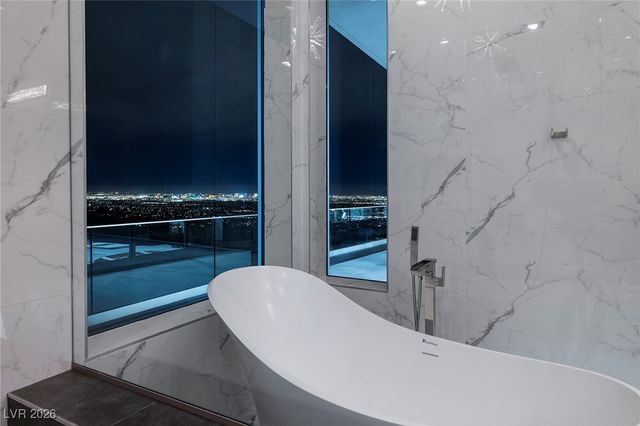 1205 Amber Rim Drive, Henderson, NV 89012