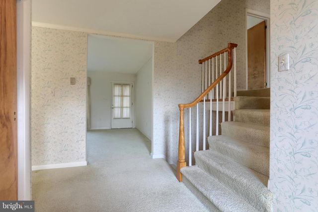 359 E GRANADA AVE, Hershey, PA 17033