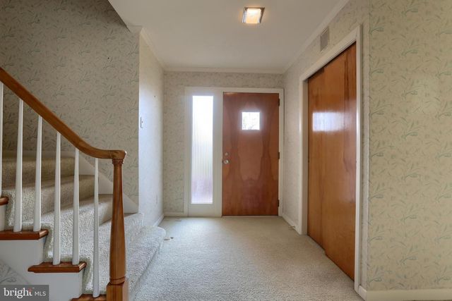 359 E GRANADA AVE, Hershey, PA 17033