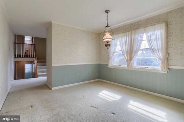 359 E GRANADA AVE, Hershey, PA 17033