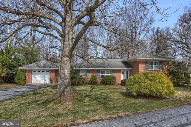 359 E GRANADA AVE, Hershey, PA 17033