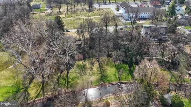 359 E GRANADA AVE, Hershey, PA 17033