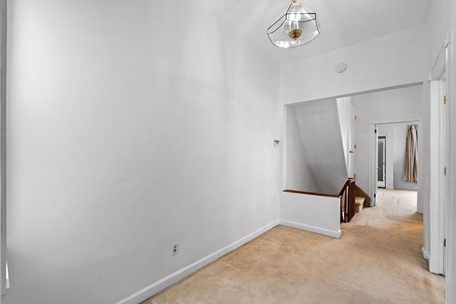 393 FAIRMOUNT AVE, Jc, Journal Square, NJ 07306