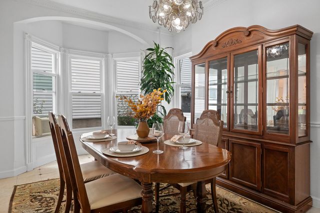 393 FAIRMOUNT AVE, Jc, Journal Square, NJ 07306