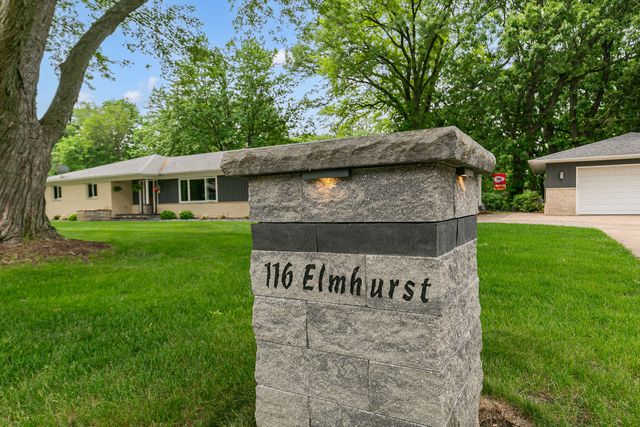 116 Elmhurst Lane, Riverdale, IA 52722