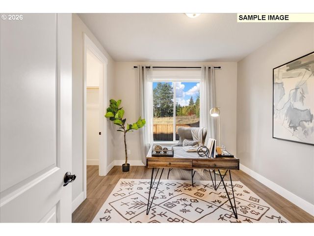 2867 Nw Rhododendron, Estacada, OR 97023