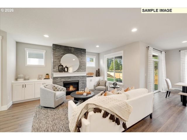 2867 Nw Rhododendron, Estacada, OR 97023