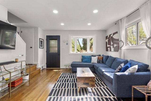 3300 MANORWOOD DR, Hyattsville, MD 20782