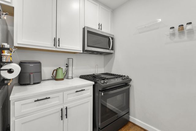 3300 MANORWOOD DR, Hyattsville, MD 20782