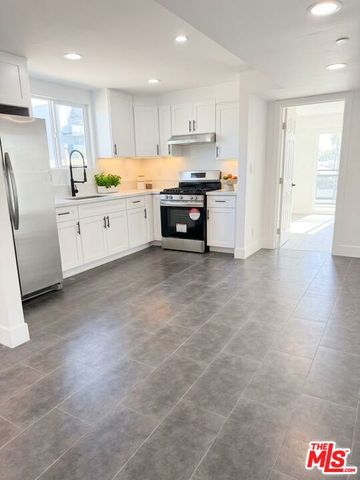 1729 W 36th Place, Los Angeles, CA 90018