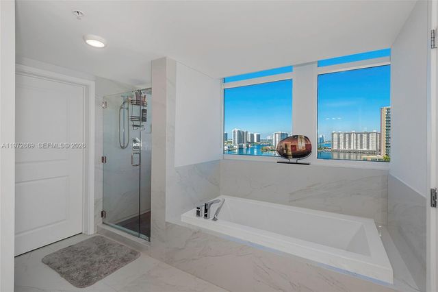400 Sunny Isles Blvd 1222 Se Corner UNIT, Sunny Isles Beach, FL 33160