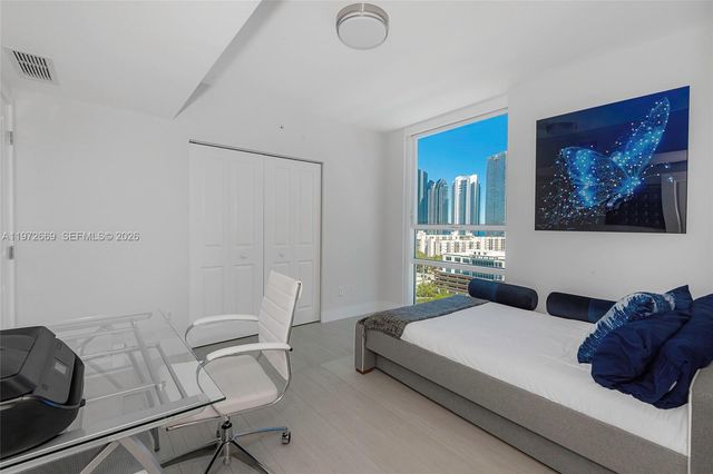 400 Sunny Isles Blvd 1222 Se Corner UNIT, Sunny Isles Beach, FL 33160