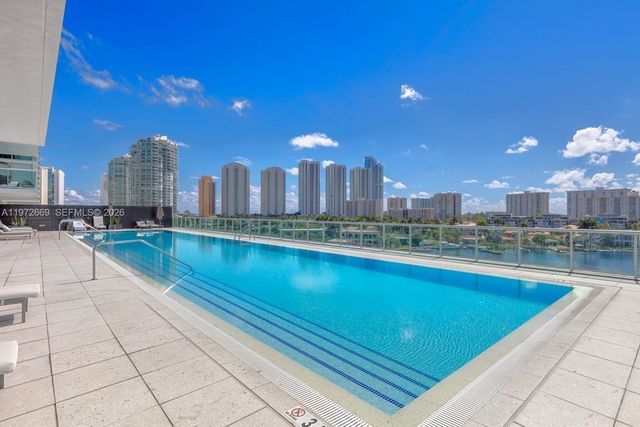 400 Sunny Isles Blvd 1222 Se Corner UNIT, Sunny Isles Beach, FL 33160