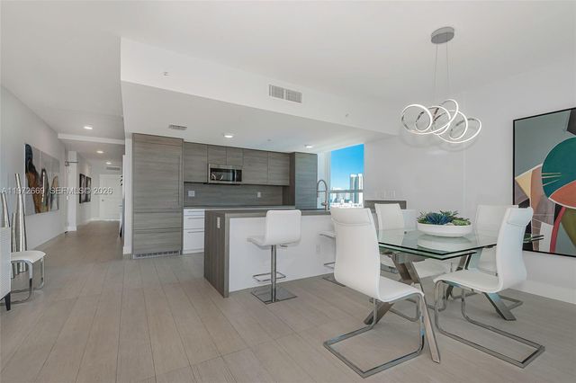 400 Sunny Isles Blvd 1222 Se Corner UNIT, Sunny Isles Beach, FL 33160