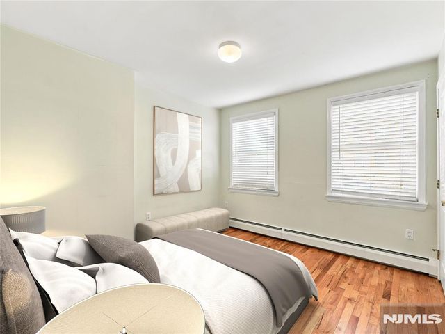 277 3rd Street 2, Jersey City, NJ 07302