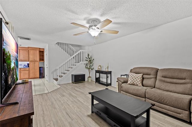 2763 5TH COURT, Palm Harbor, FL 34684